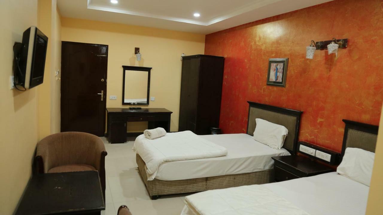 מלון ולורה Sriannamalaiyar Residency מראה חיצוני תמונה