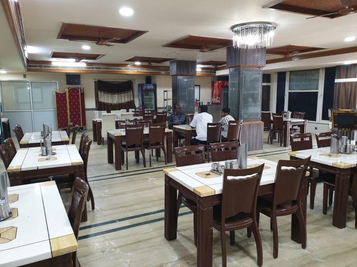 מלון ולורה Sriannamalaiyar Residency מראה חיצוני תמונה