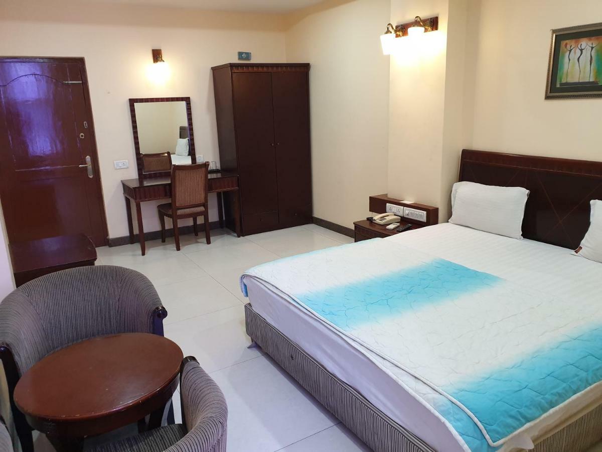 מלון ולורה Sriannamalaiyar Residency מראה חיצוני תמונה